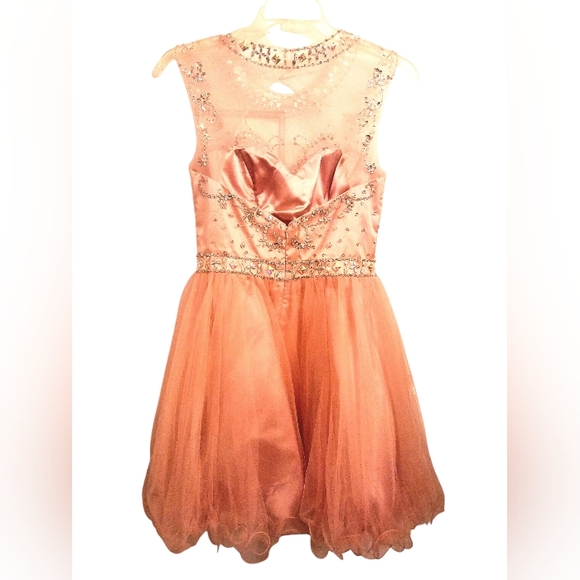Peach Rhinestone Beaded Ruffled Cocktail Dress/ Prom/Formal Size 10 by May Queen - Picture 5 of 6